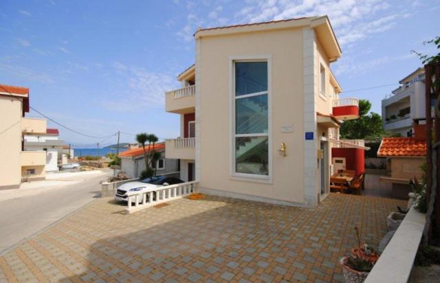 Guliver Apartma Slatine