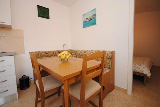 Guliver Apartment *